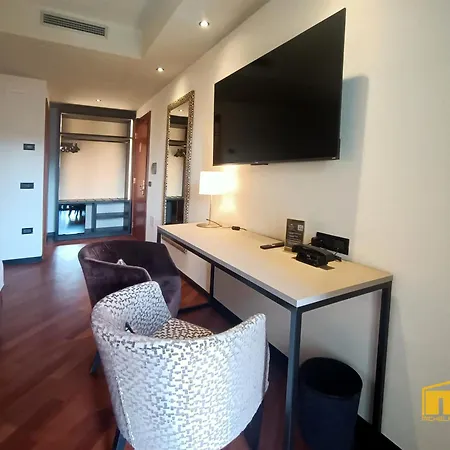 Michelangelo Palace & 테르니