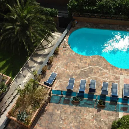 Michelangelo Palace & 4*