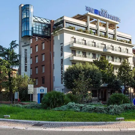 Отель Michelangelo Palace & Spa Терни