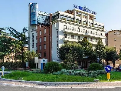 Hotel Michelangelo Palace & 4*