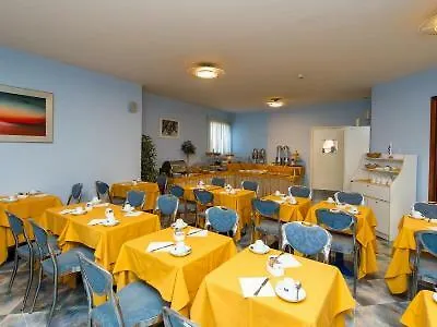 Отель Michelangelo Palace & Spa 4*