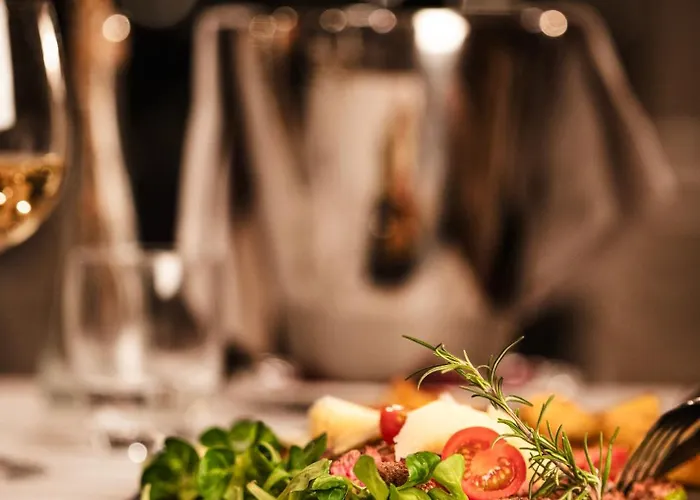 Michelangelo Palace & 4*