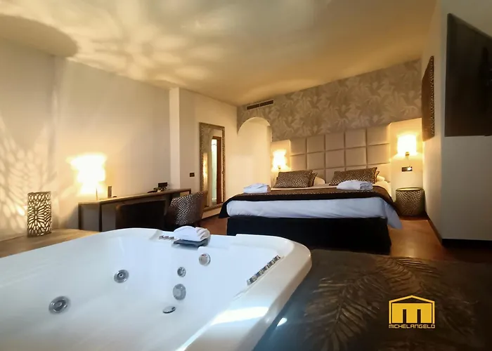 Hotel Michelangelo Palace & 4*