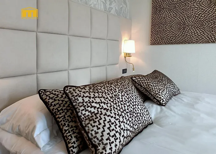 Hotel Michelangelo Palace &