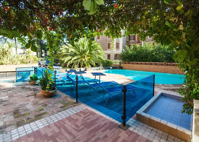 Michelangelo Palace & 4*