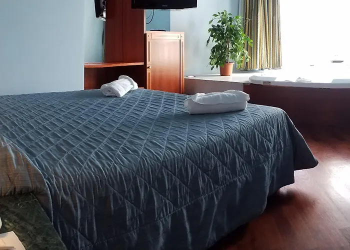 Hotel Michelangelo Palace & 4*