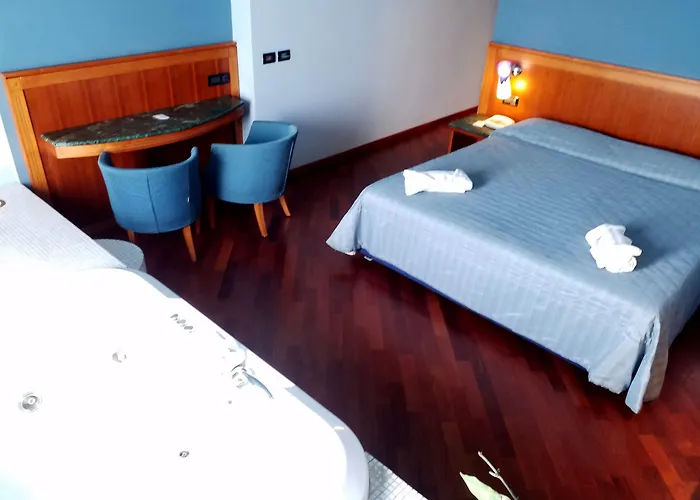 Michelangelo Palace & 4*